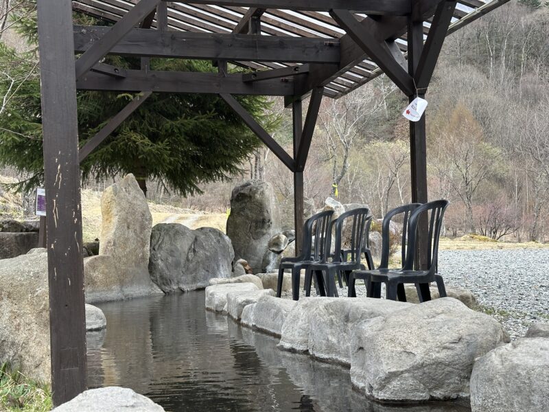 しらかば平駅周辺の足湯（新穂高温泉郷）